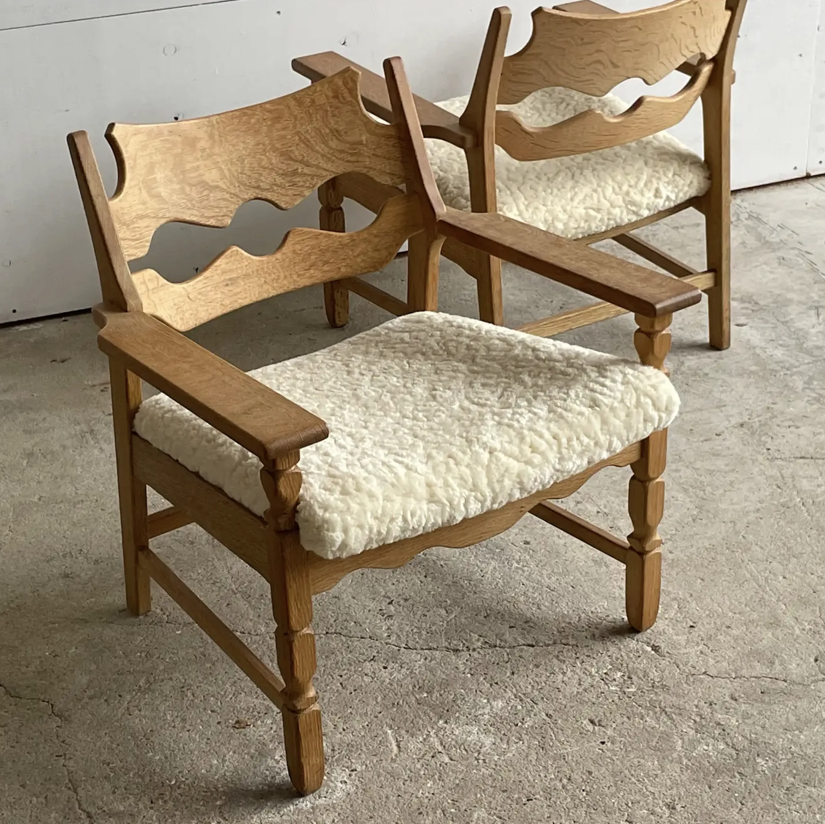 Vintage Danish “Razorblade” Oak Lounge Chairs by Henning Kjærnulf, 1960s, Set of 2