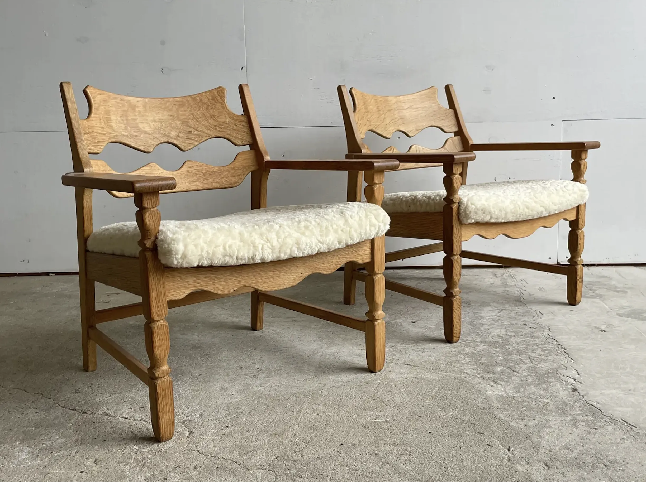 Vintage Danish “Razorblade” Oak Lounge Chairs by Henning Kjærnulf, 1960s, Set of 2
