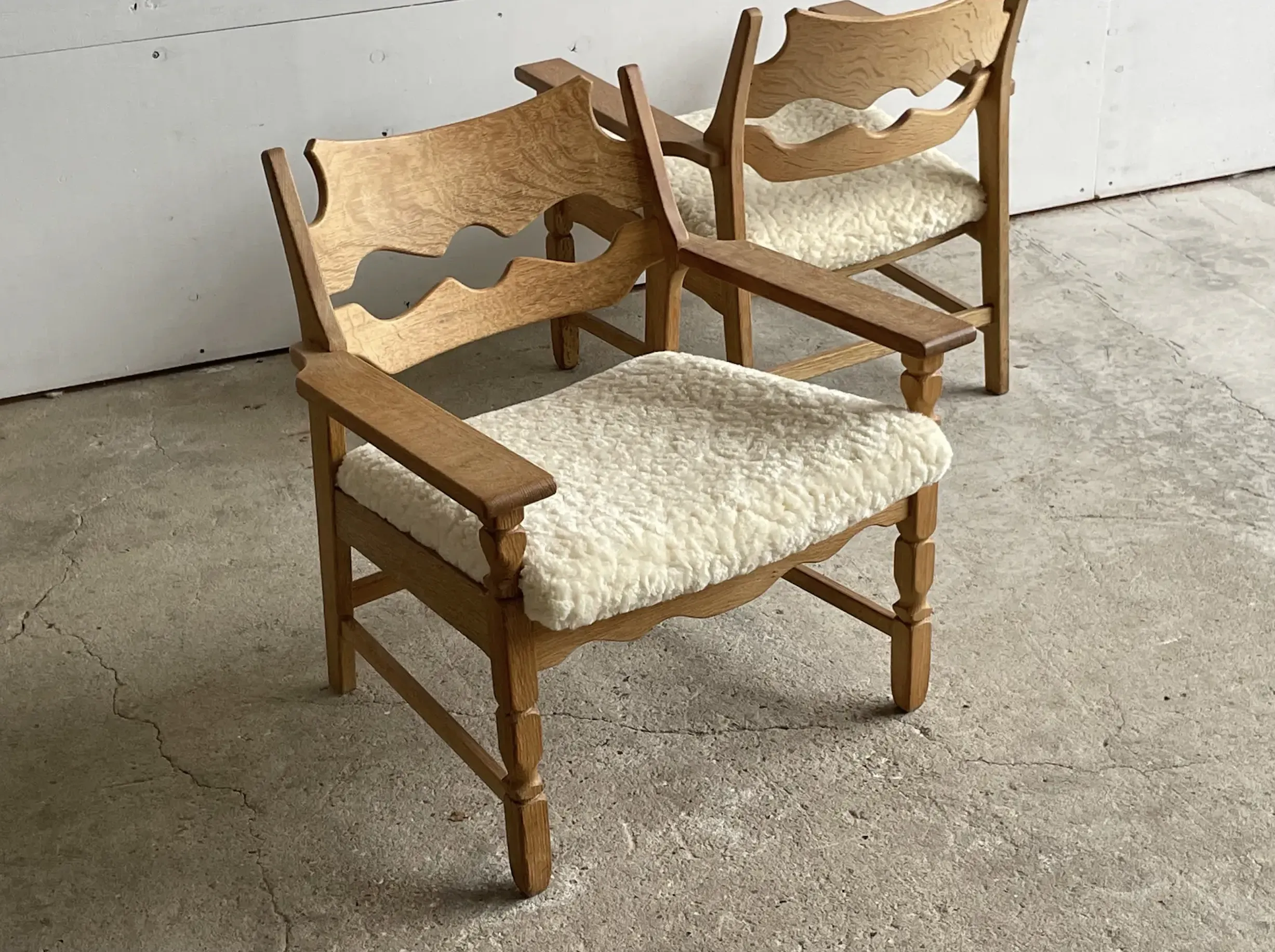 Vintage Danish “Razorblade” Oak Lounge Chairs by Henning Kjærnulf, 1960s, Set of 2